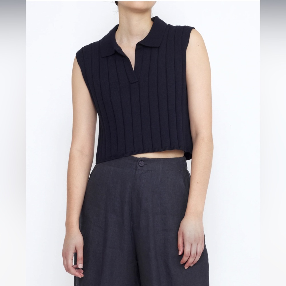 Collared Rib Vest (Navy)